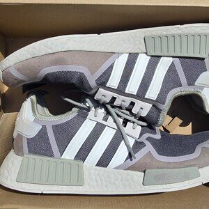 NEW! Adidas UltraBoost DNA LEA size 13 Cream/Beige/Grey